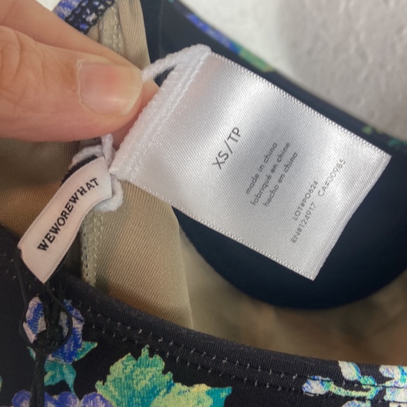 NWT Weworewhat pinup floral corset style one piece swimsuit xs - Picture 10 of 10